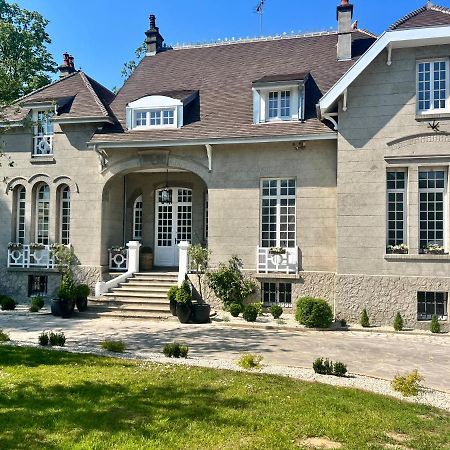 Manoir Les Feuillantines Piscine & Spa Isques Exteriör bild